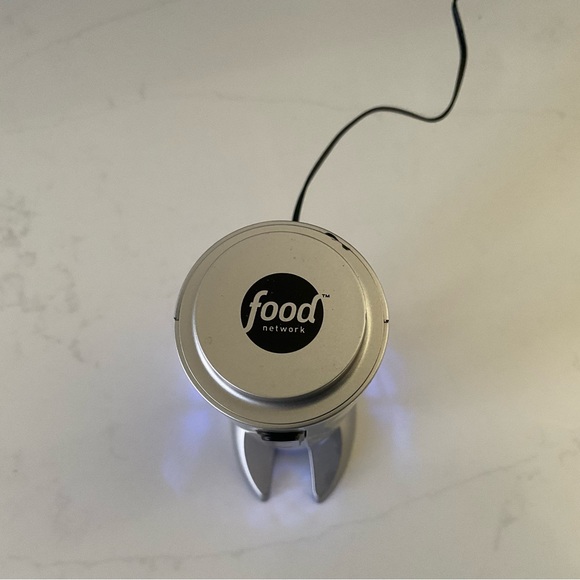 Food Network Electric Cordless Wine Opener - CHEERS!!! - Picture 3 of 5